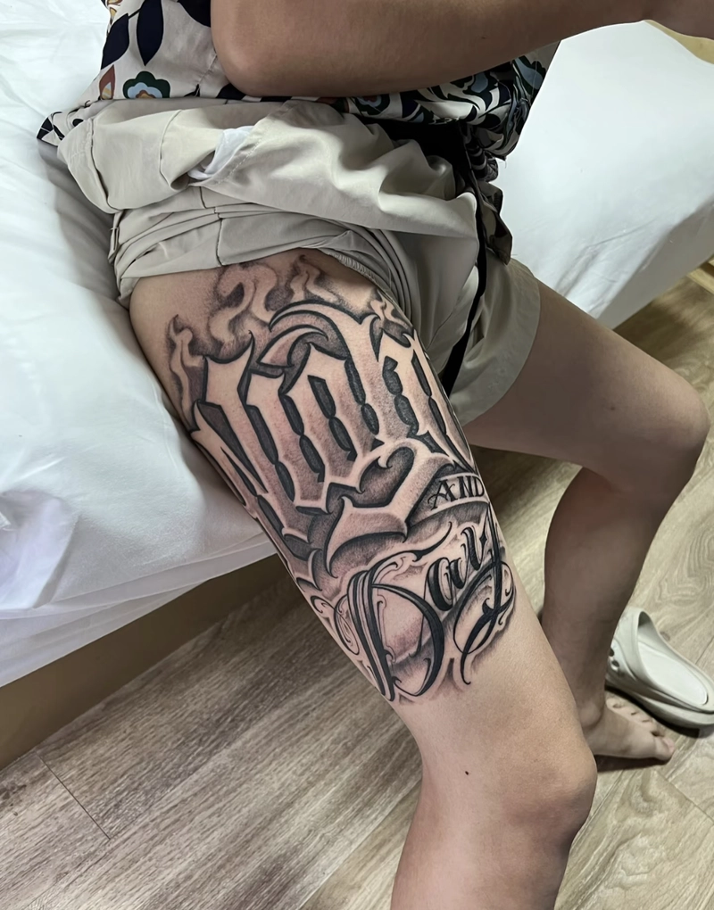 Hình xăm 3D ở chân cho nam