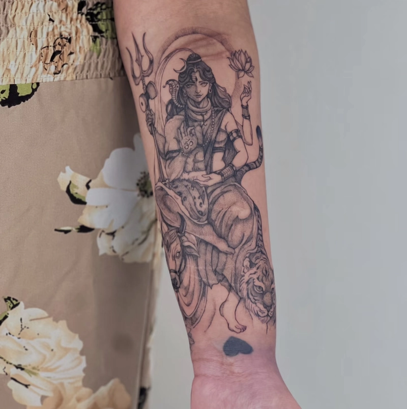 Hình xăm Phật Di Lặc phong thủy