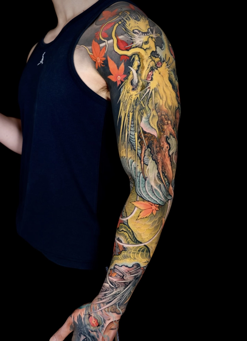 Hình xăm cá chép hóa rồng ở cổ tay