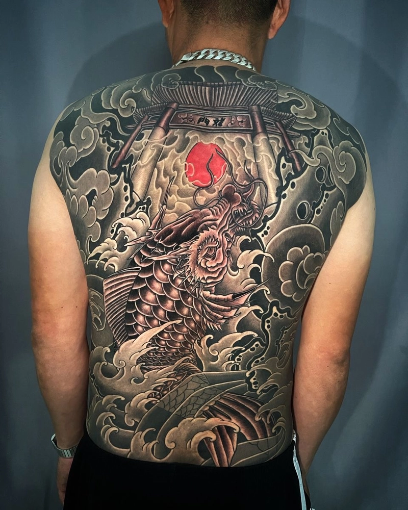 Hình xăm cá chép hóa rồng