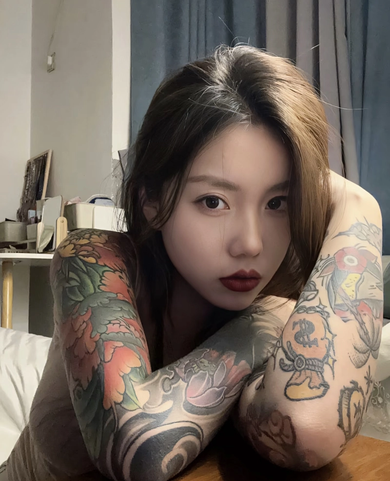 Hình xăm đẹp ở bắp tay cho nữ đẹp Hình xăm đẹp ở bắp tay cho nữ đẹp