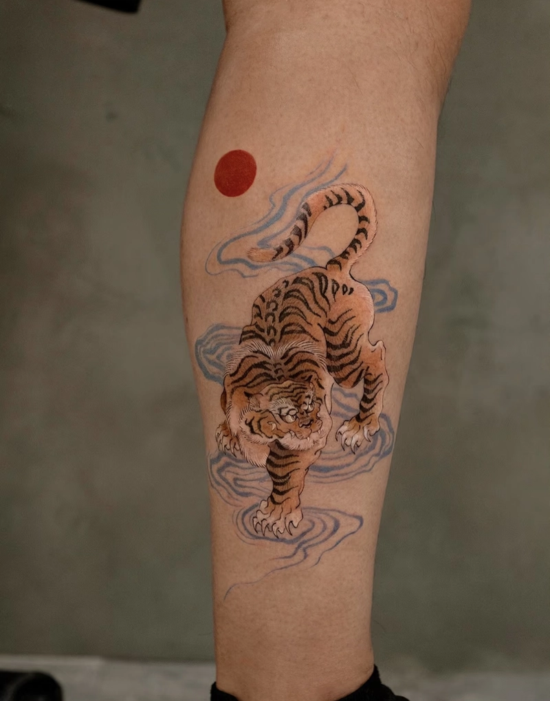 Hình xăm hổ ở chân