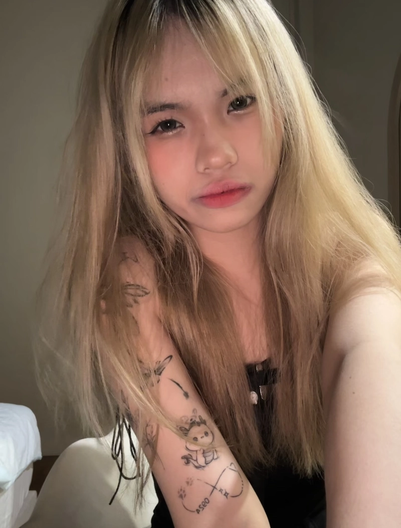 Hình xăm hoa đẹp cho nữ Hình xăm hoa đẹp cho nữ