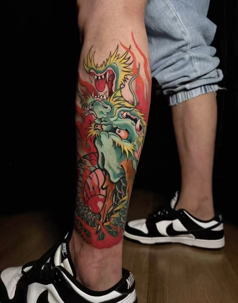 Hình xăm kỳ lân màu vàng