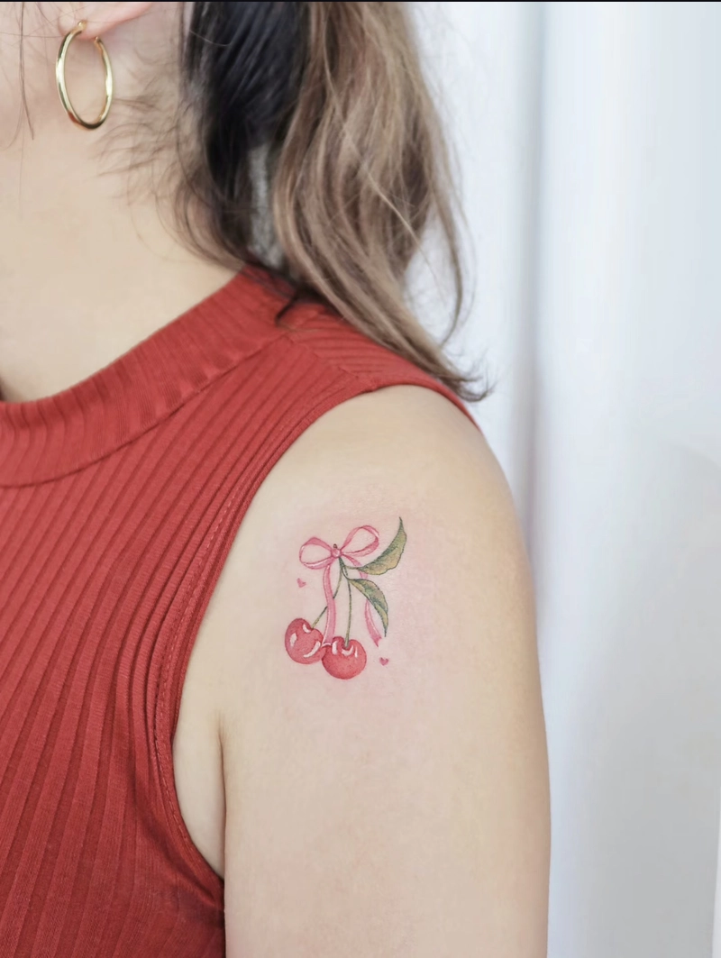 Hình xăm mini kín đáo cho nữ tối giản