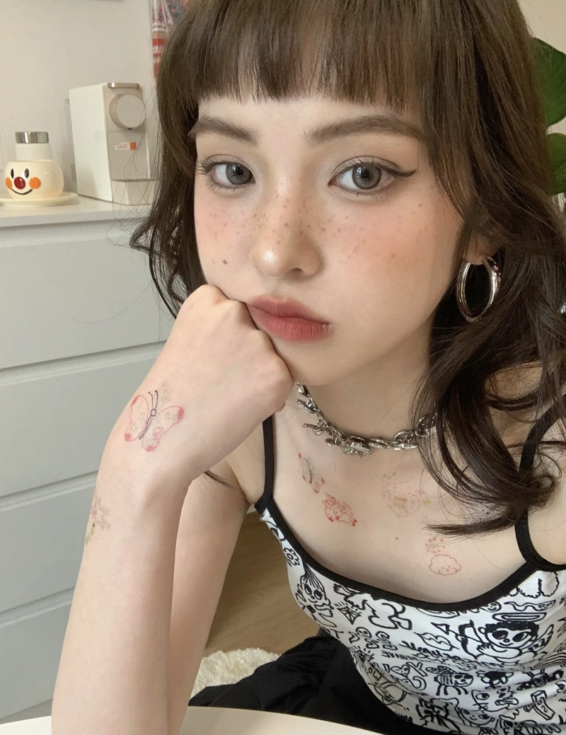 Hình xăm mini kín đáo dễ thương cho nữ cực phẩm Hình xăm mini kín đáo dễ thương cho nữ cực phẩm