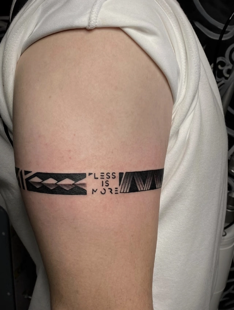 Hình xăm nửa tay áo cho nam