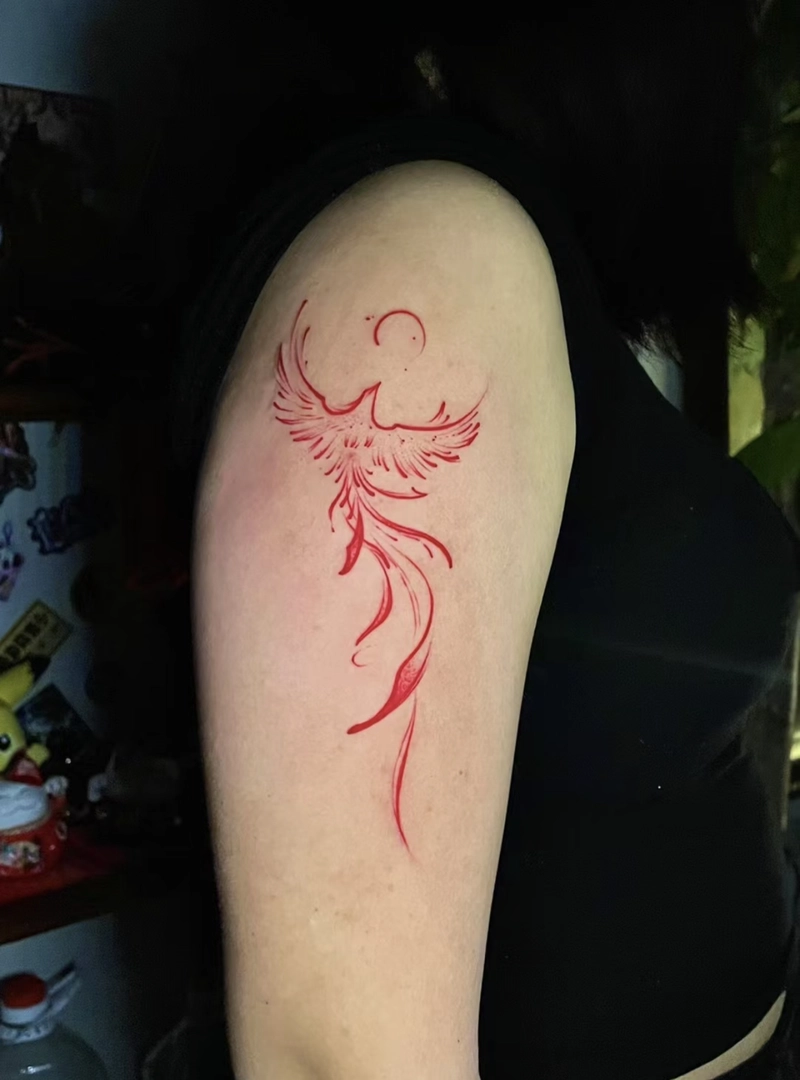 Hình xăm phượng hoàng phong thủy tượng trưng cho tái sinh và phú quý đẹp