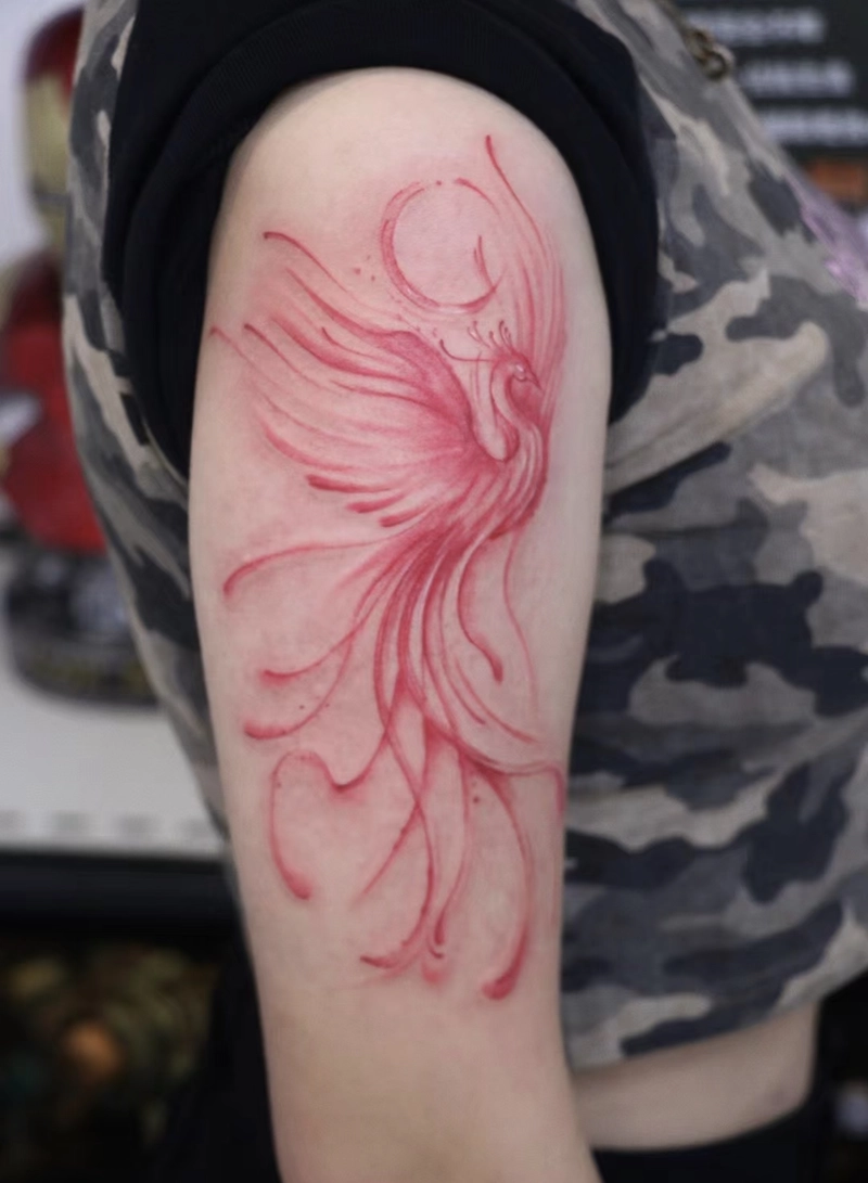 Hình xăm phượng hoàng tượng trưng tái sinh