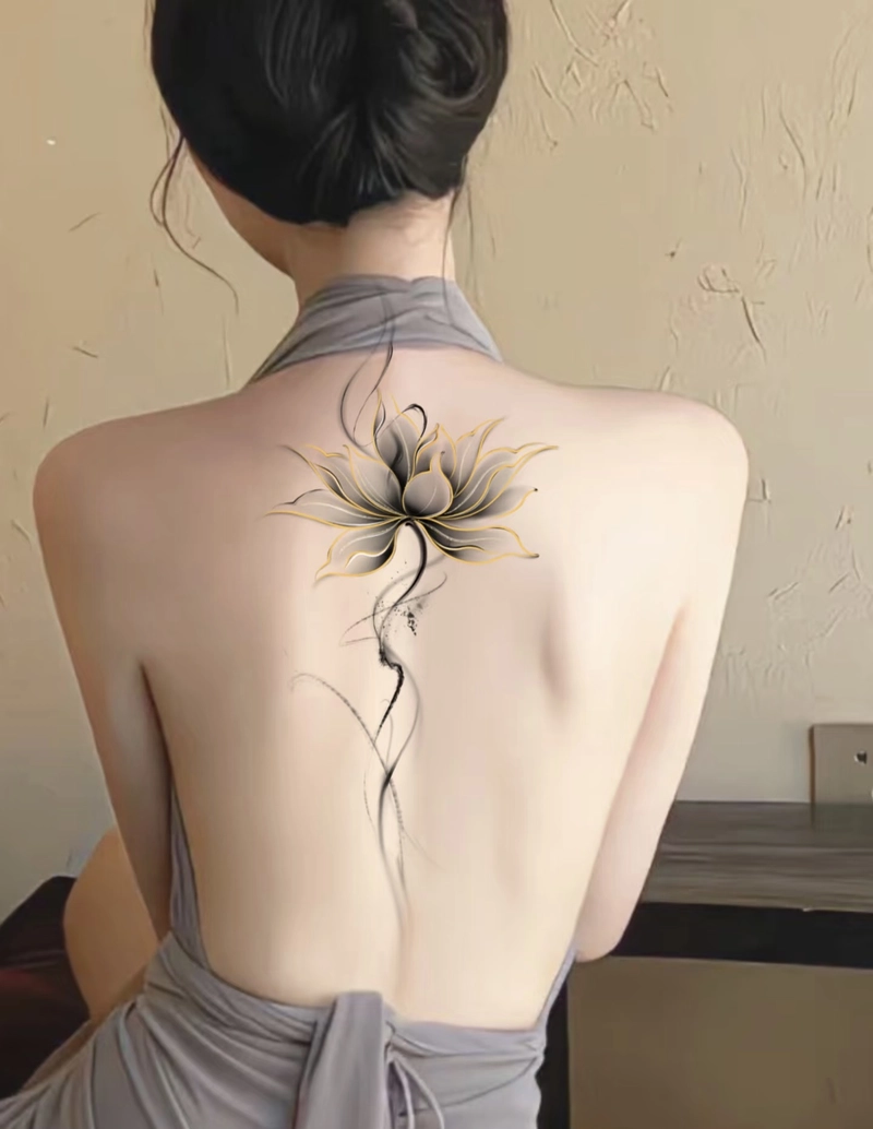 Hình xăm sau lưng nữ hình bướm