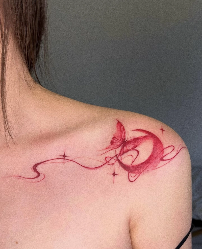 Hình xăm vai nữ nhỏ xinh