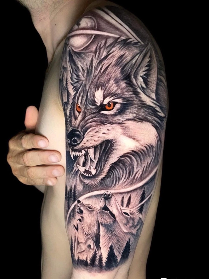 hình xăm chó sói ở vai