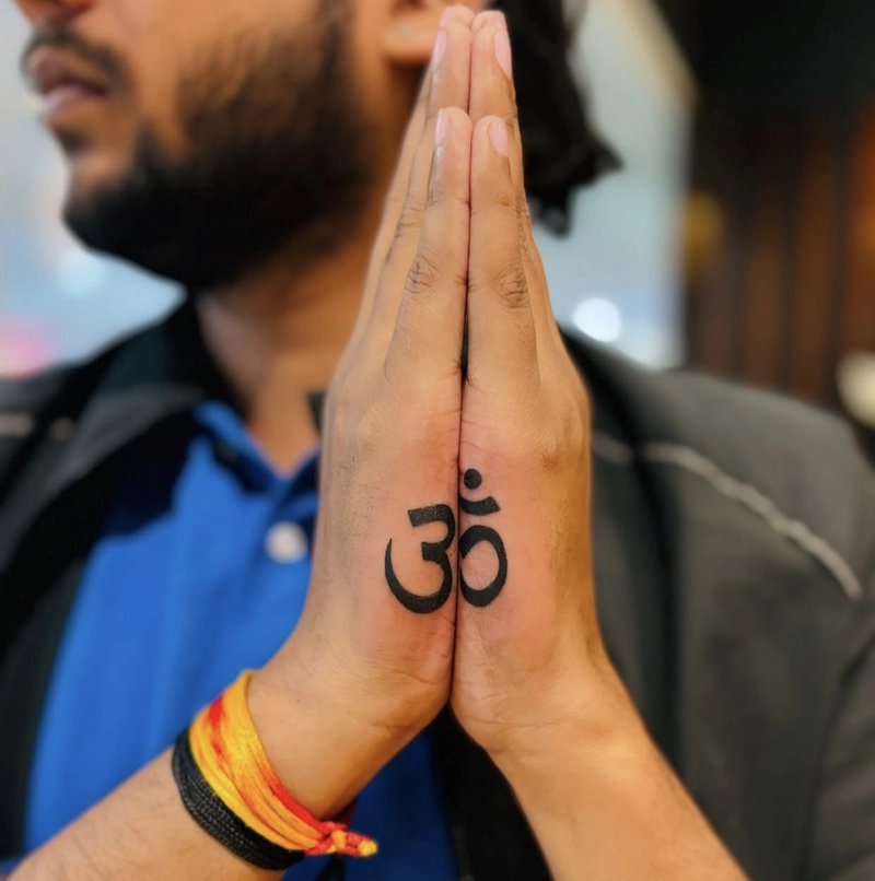 hình xăm chữ Om là biểu tượng của thiền định