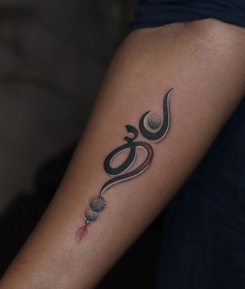 hình xăm chữ Om phong thủy giúp khai sáng trí tuệ