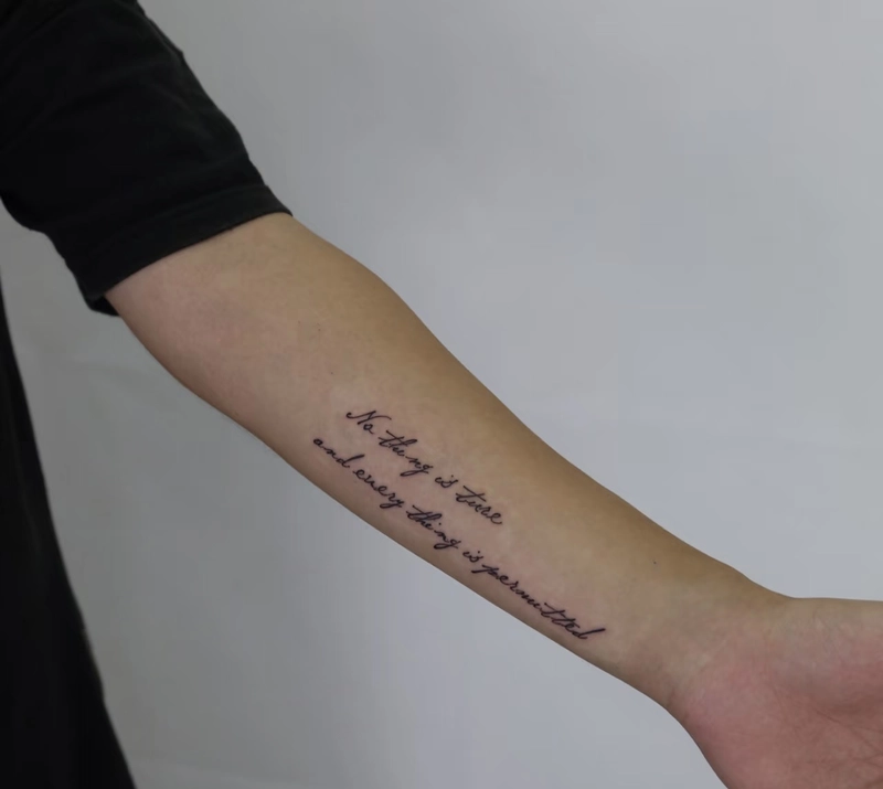 hình xăm chữ dọc tay cho nam