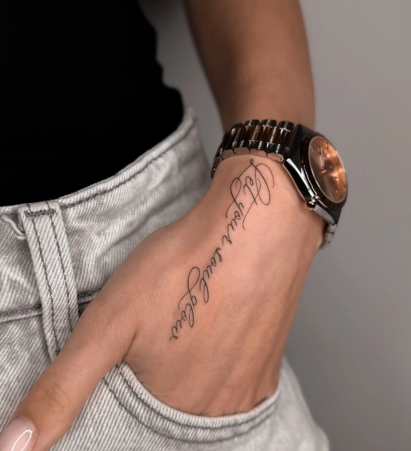 hình xăm chữ lãng mạn hình xăm chữ lãng mạn