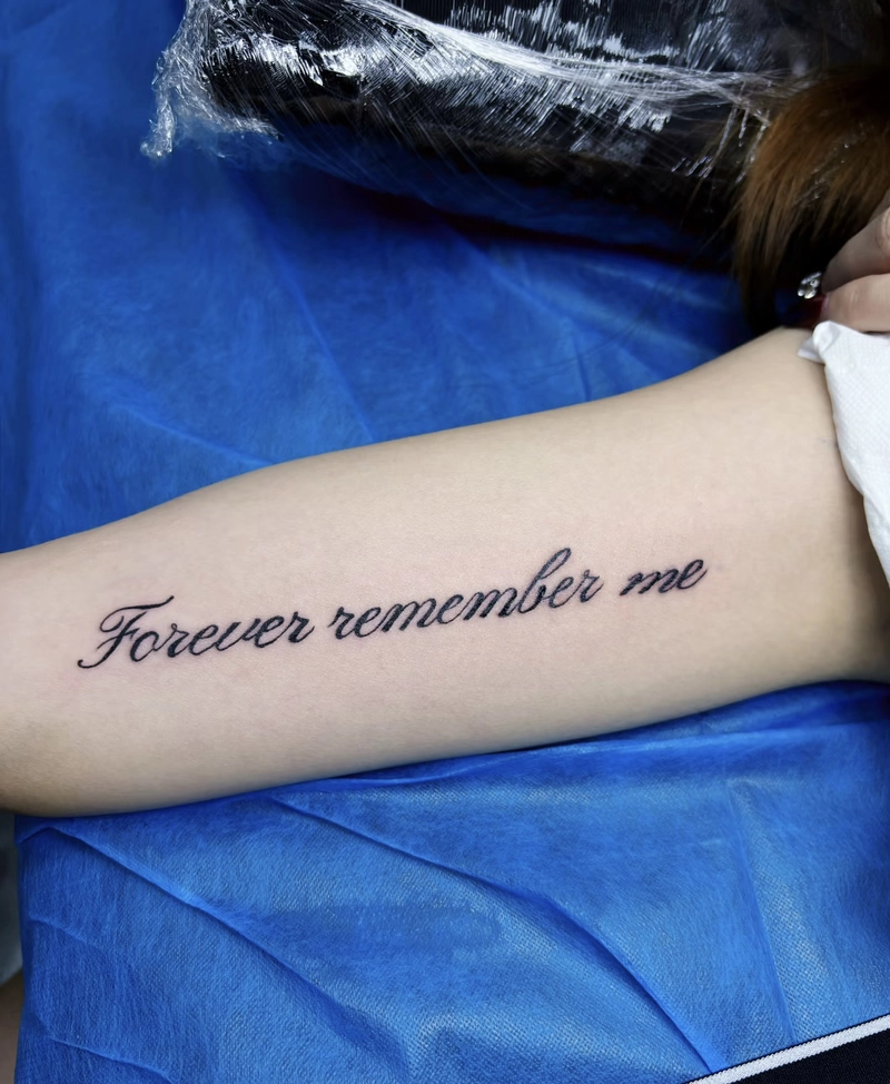 hình xăm chữ ý nghĩa cho nữ