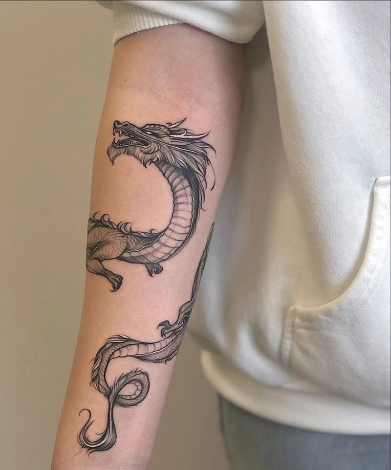 hình xăm con rồng ở tay