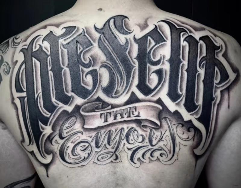 hình xăm đẹp ở lưng