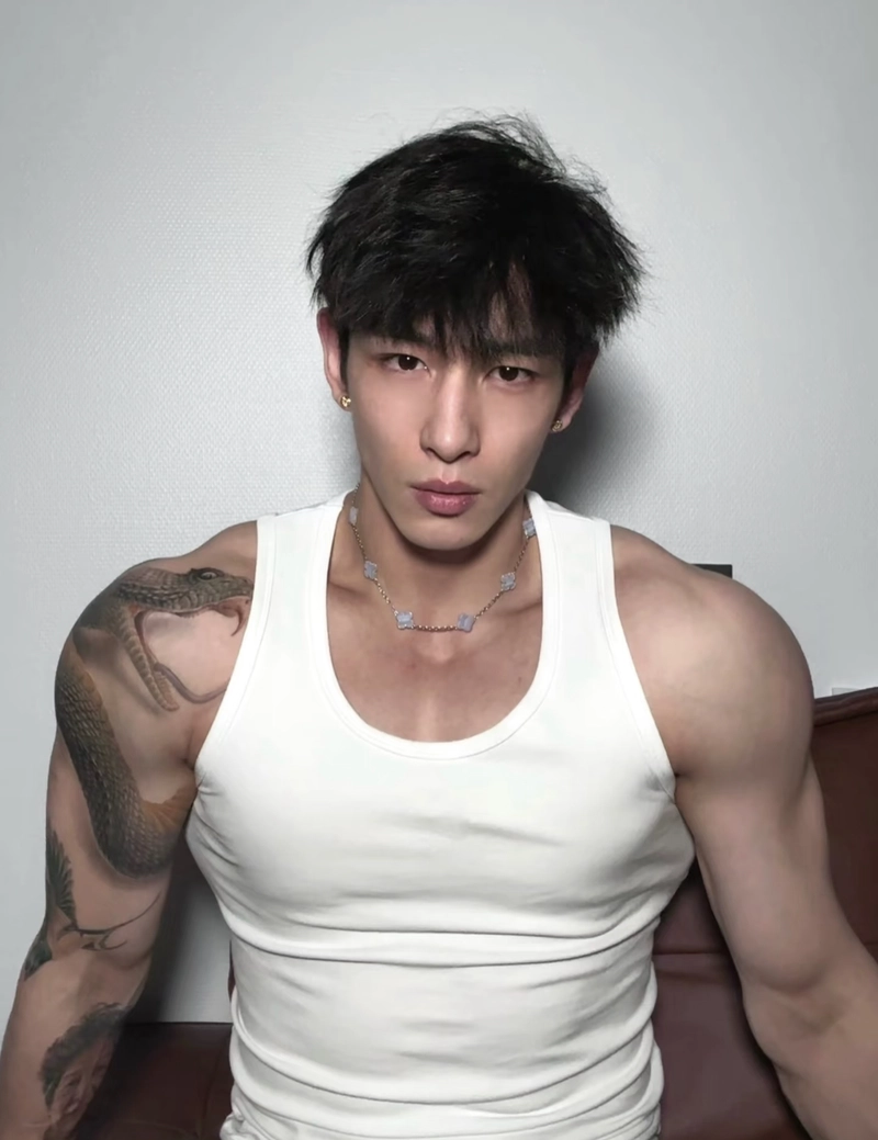 hình xăm đẹp ở vai cho nam