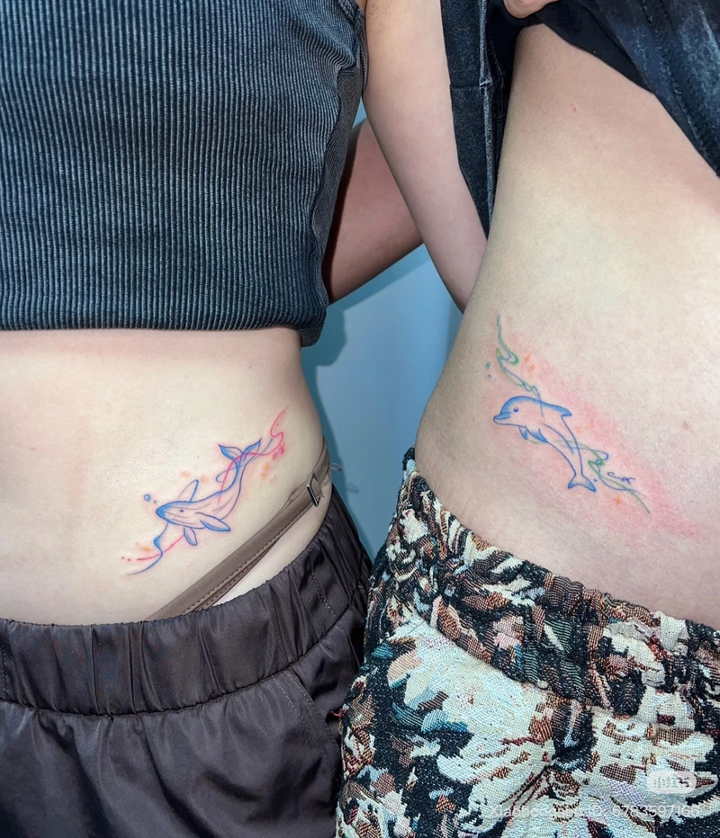 hình xăm đôi ở eo