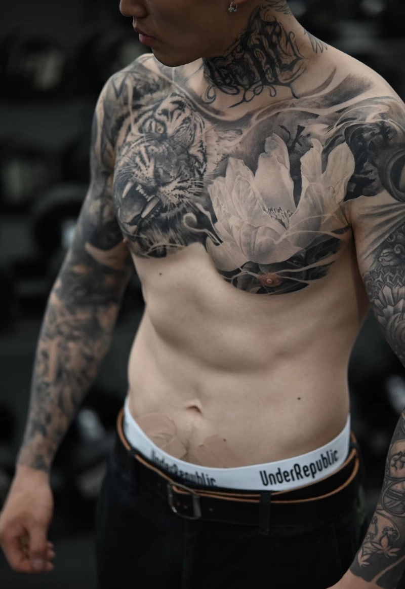 hình xăm hổ full lưng