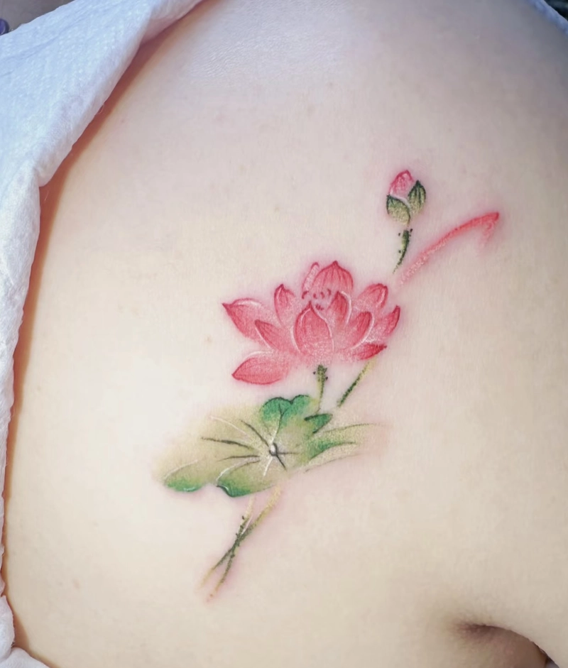 hình xăm hoa sen giản dị mà tinh tế