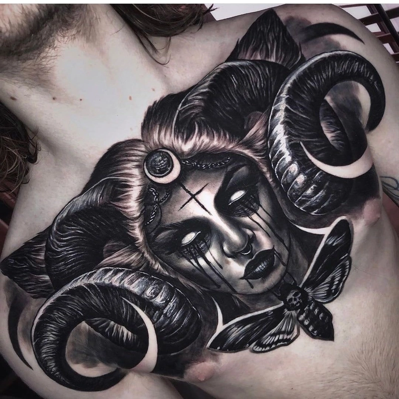 hình xăm lớn đẹp ở ngực