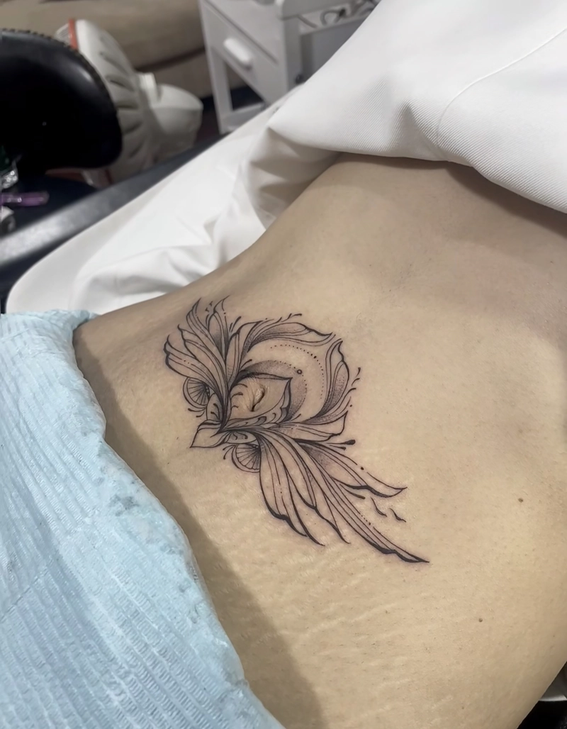 hình xăm mini độc lạ cho nữ