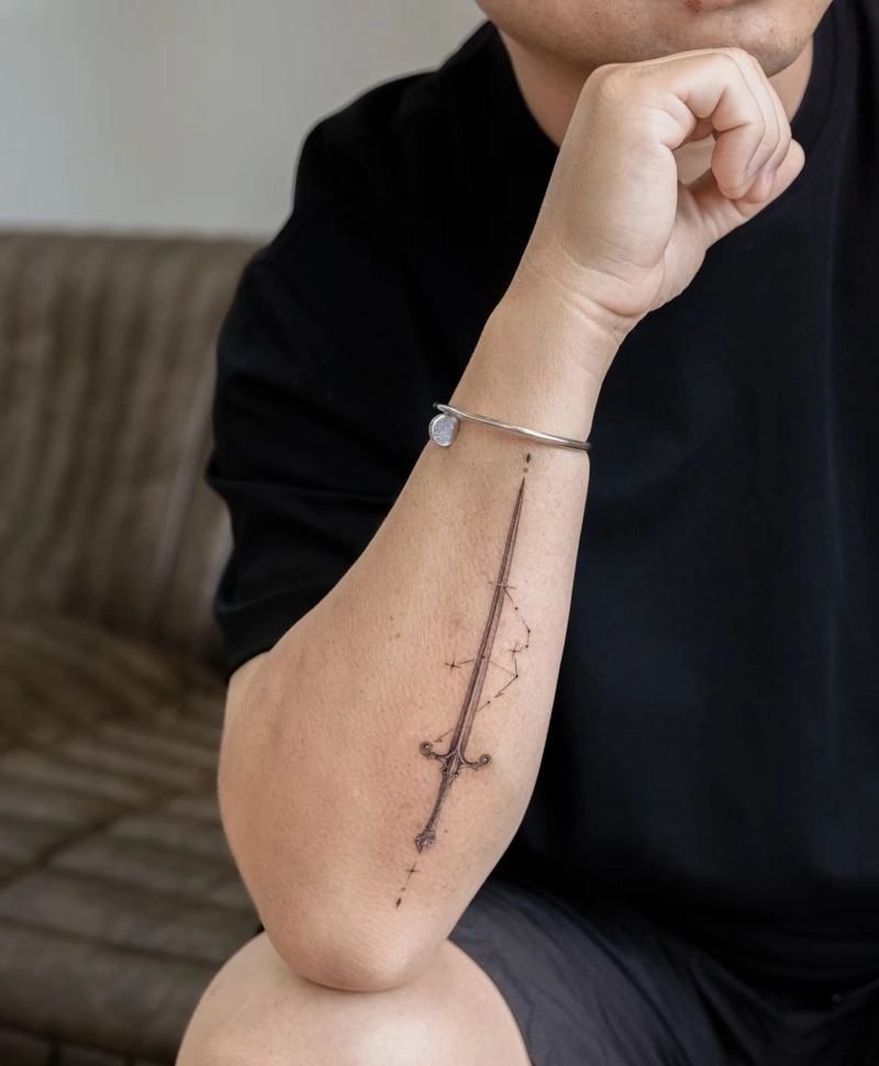 hình xăm ngầu đơn giản cho nam