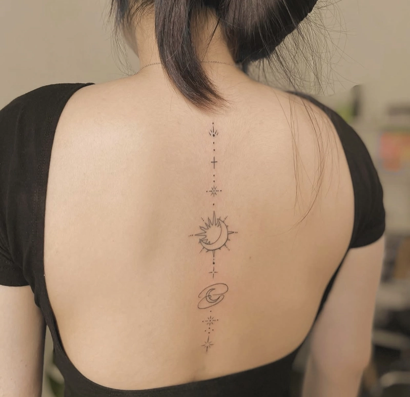 hình xăm nhỏ ở lưng cho nữ hình xăm nhỏ ở lưng cho nữ
