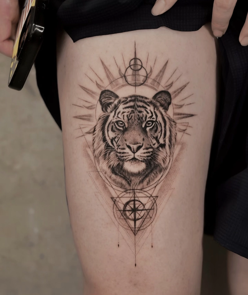 hình xăm phong thủy hổ cho nam