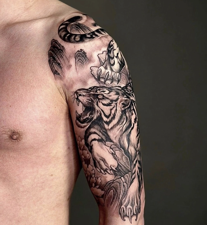 hình xăm phong thủy là biểu tượng cho niềm tin vào vũ trụ