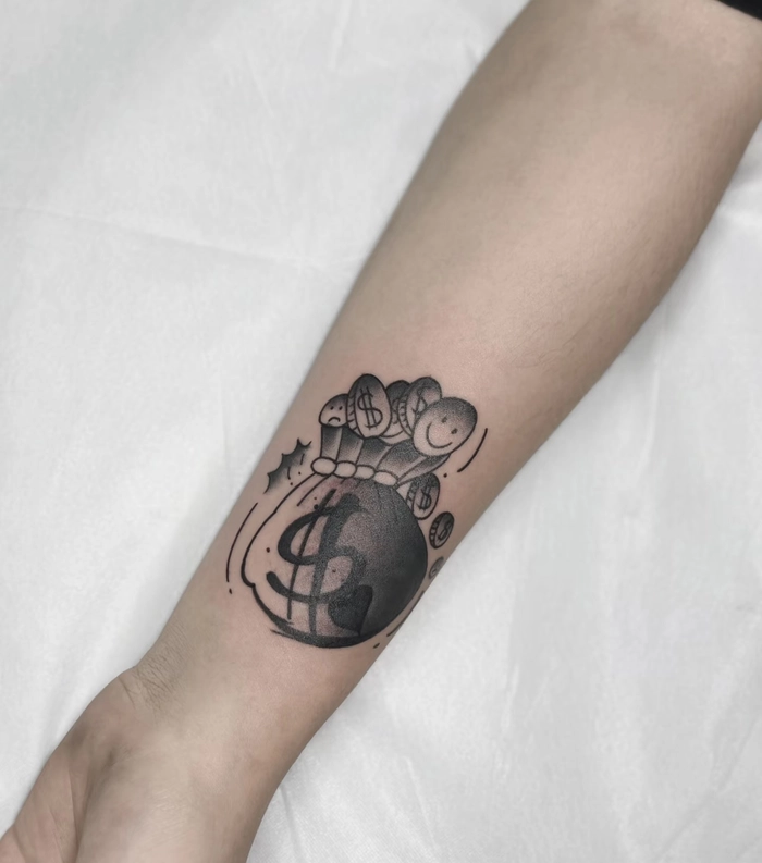 hình xăm phong thủy thể hiện niềm tin vào nhân quả và duyên phận