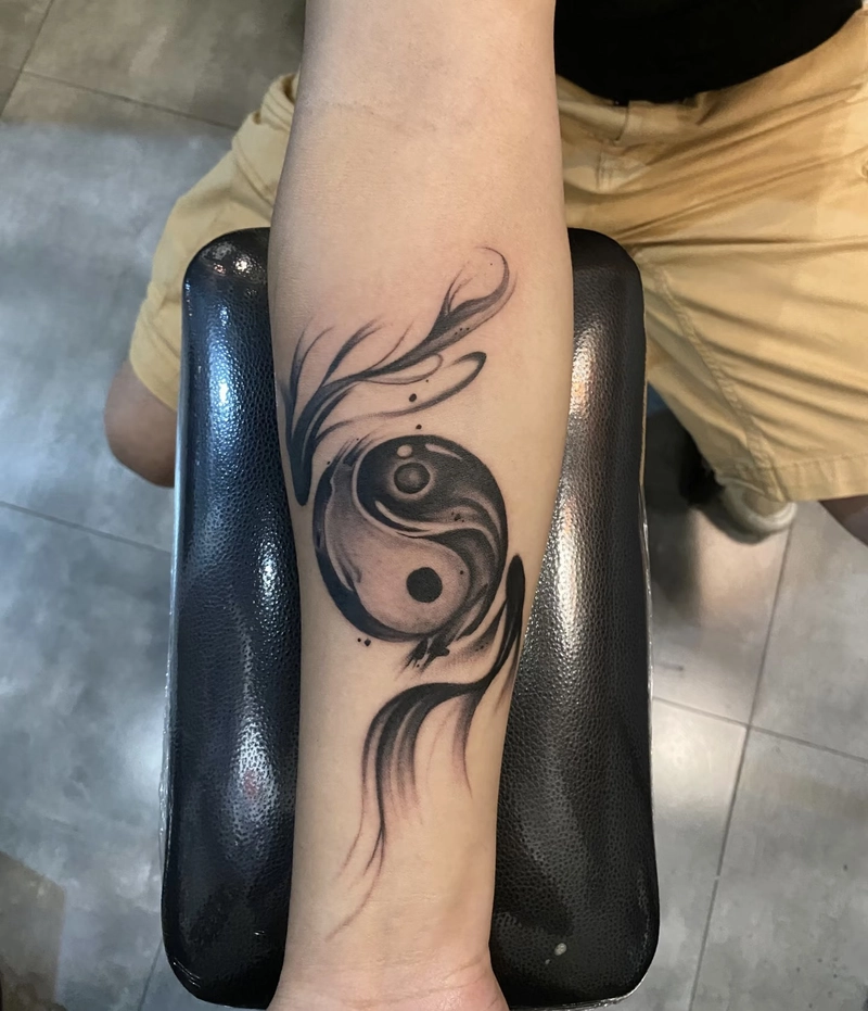 hình xăm phong thuỷ trừ tà tượng trưng cho bình an