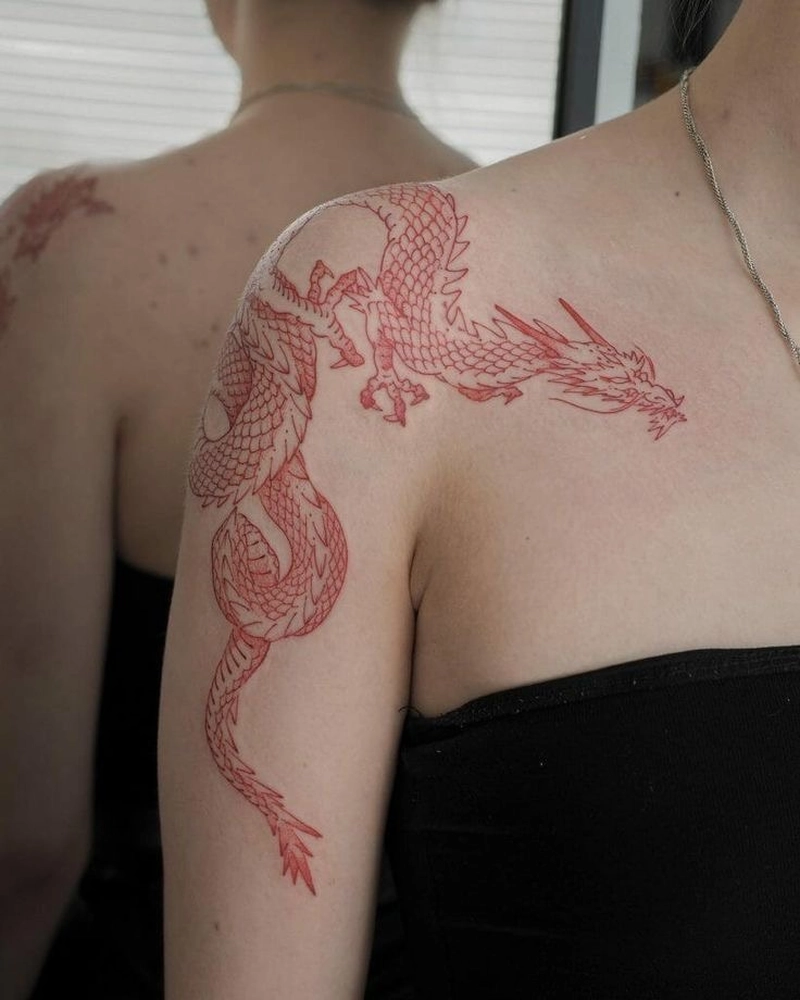 hình xăm rồng ở vai