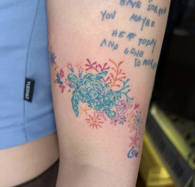 hình xăm rùa phong thủy tượng trưng cho trí tuệ sâu sắc