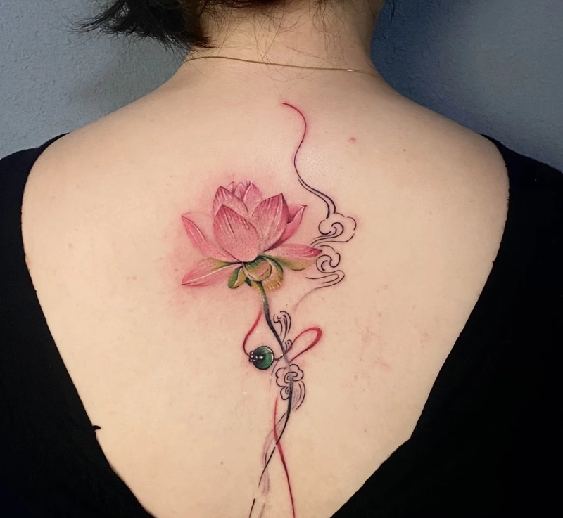 hình xăm sen phong thủy giúp tâm trí được khai sáng