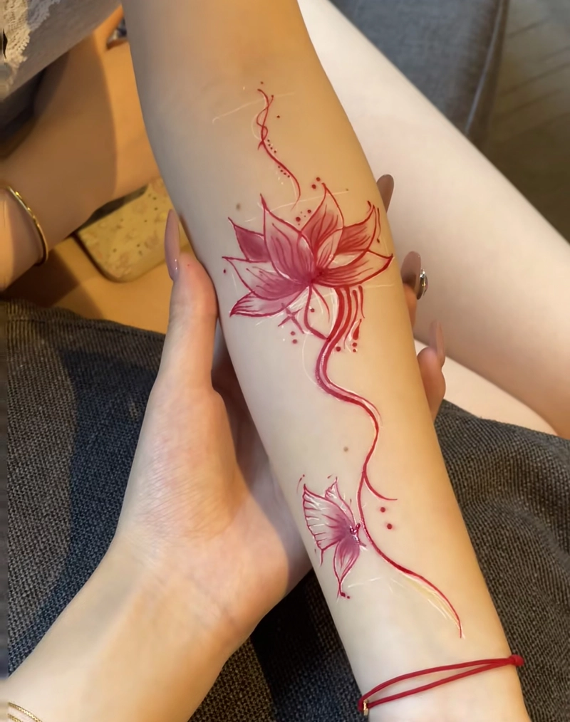 hình xăm sen phong thủy thể hiện sự thanh cao