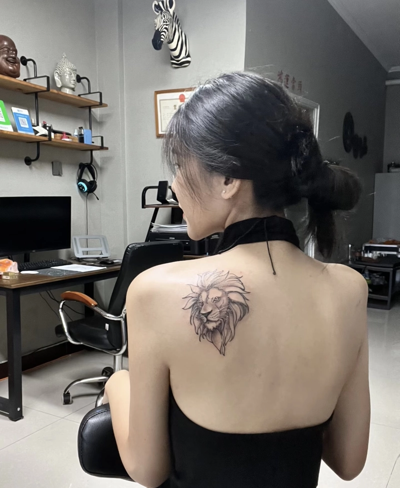 hình xăm sư tử phong thủy thể hiện sức mạnh và lòng dũng cảm