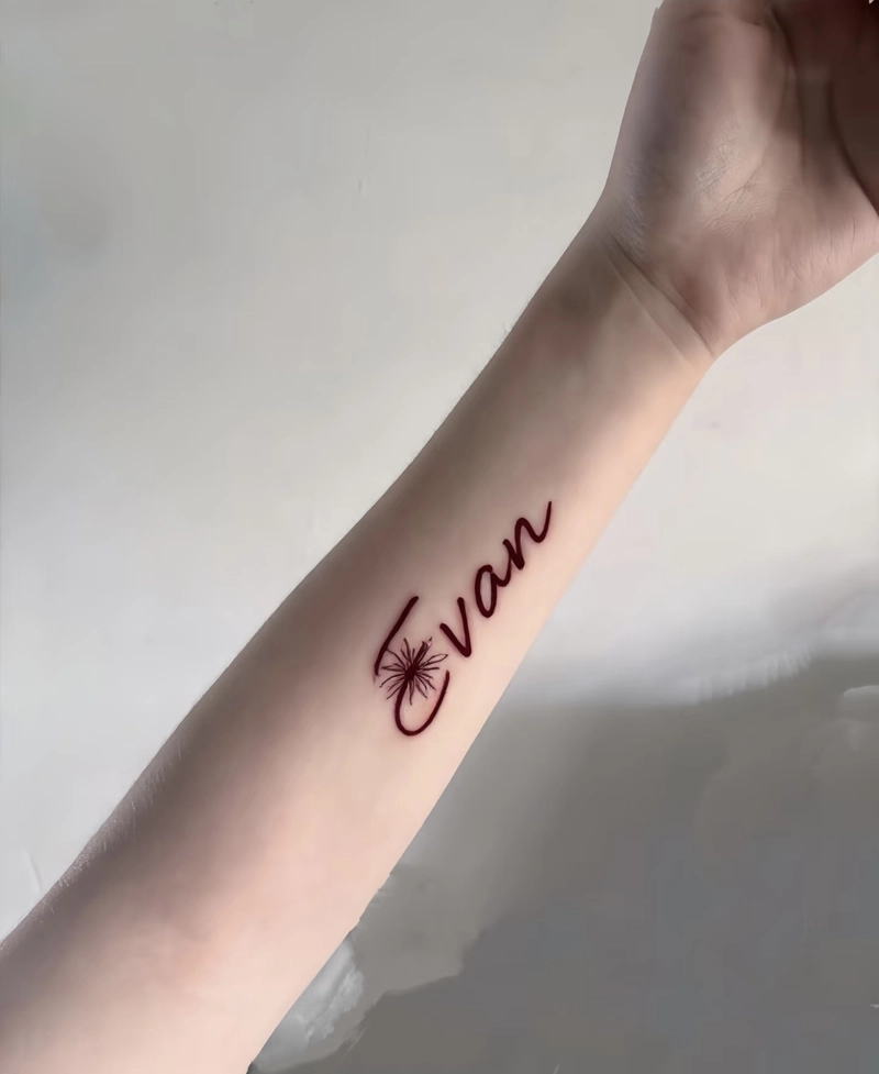 hình xăm tên nhỏ ý nghĩa cho nữ