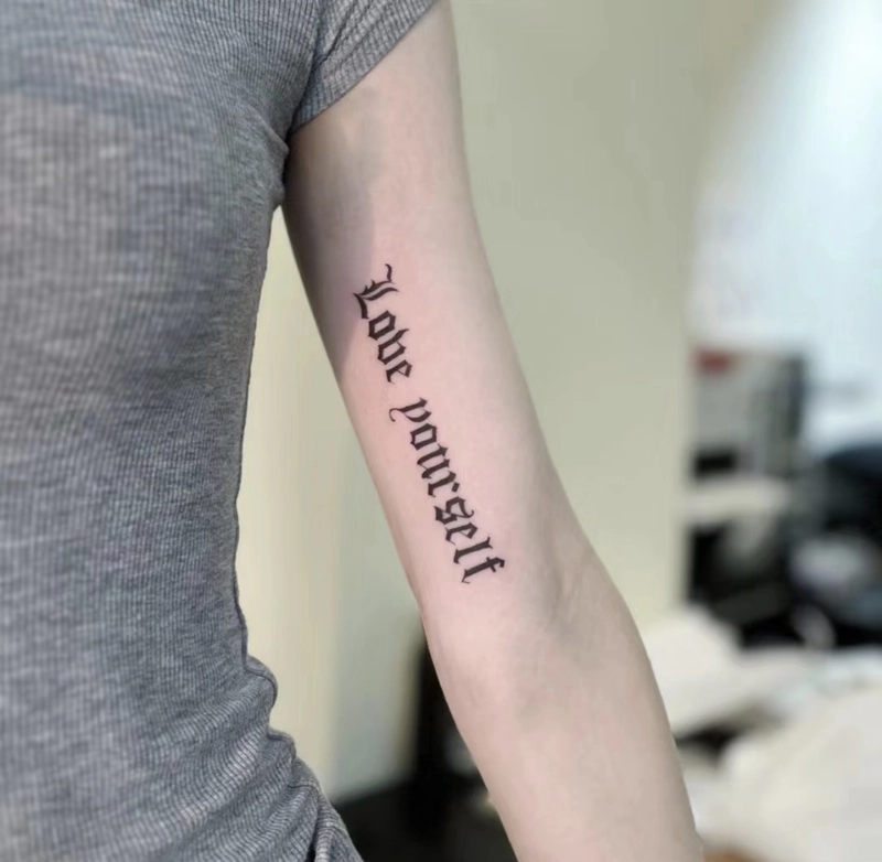 hình xăm tinh tế ý nghĩa cho nữ