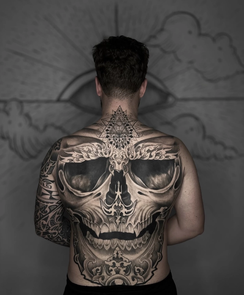 mẫu hình xăm nam đẹp đầu lâu