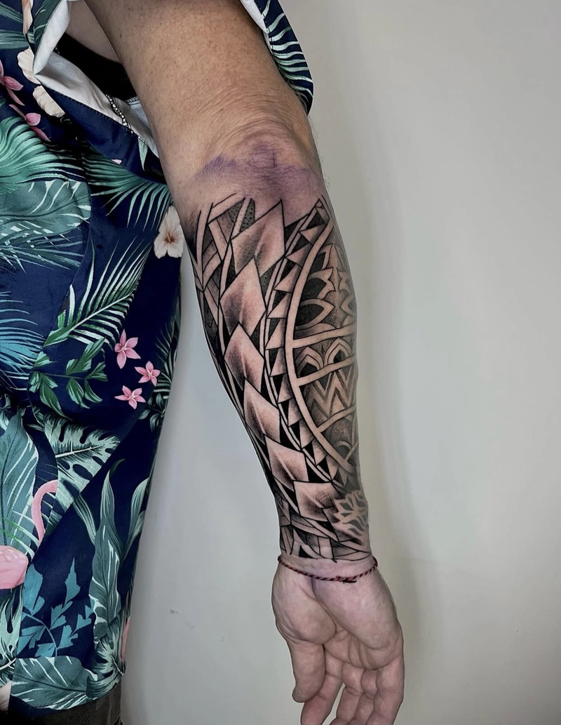 mẫu hình xăm nam đẹp ở tay