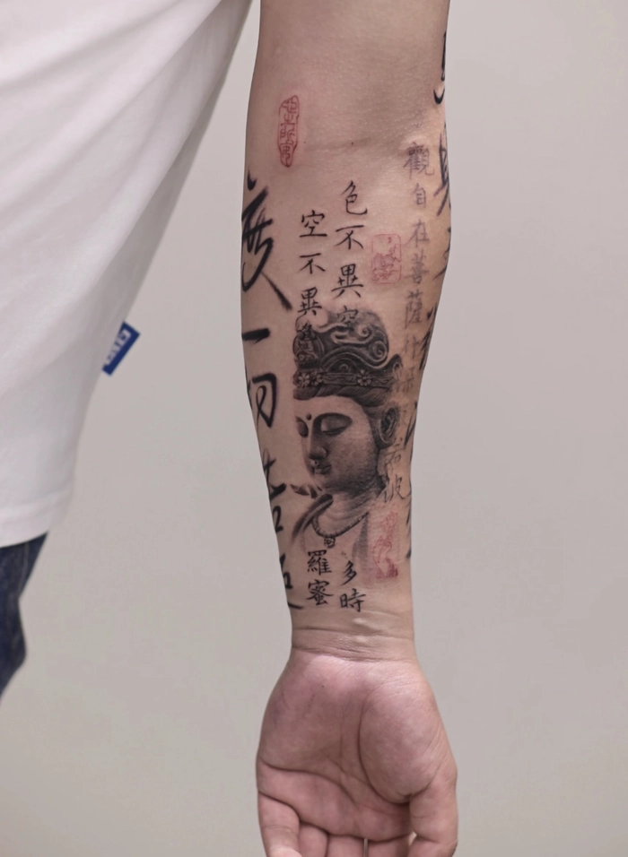 mẫu hình xăm phong thủy đẹp thể hiện sự cân bằng giữa nghệ thuật và tâm linh