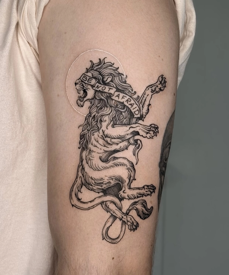 mẫu xăm hình cho nam con sư tử đẹp