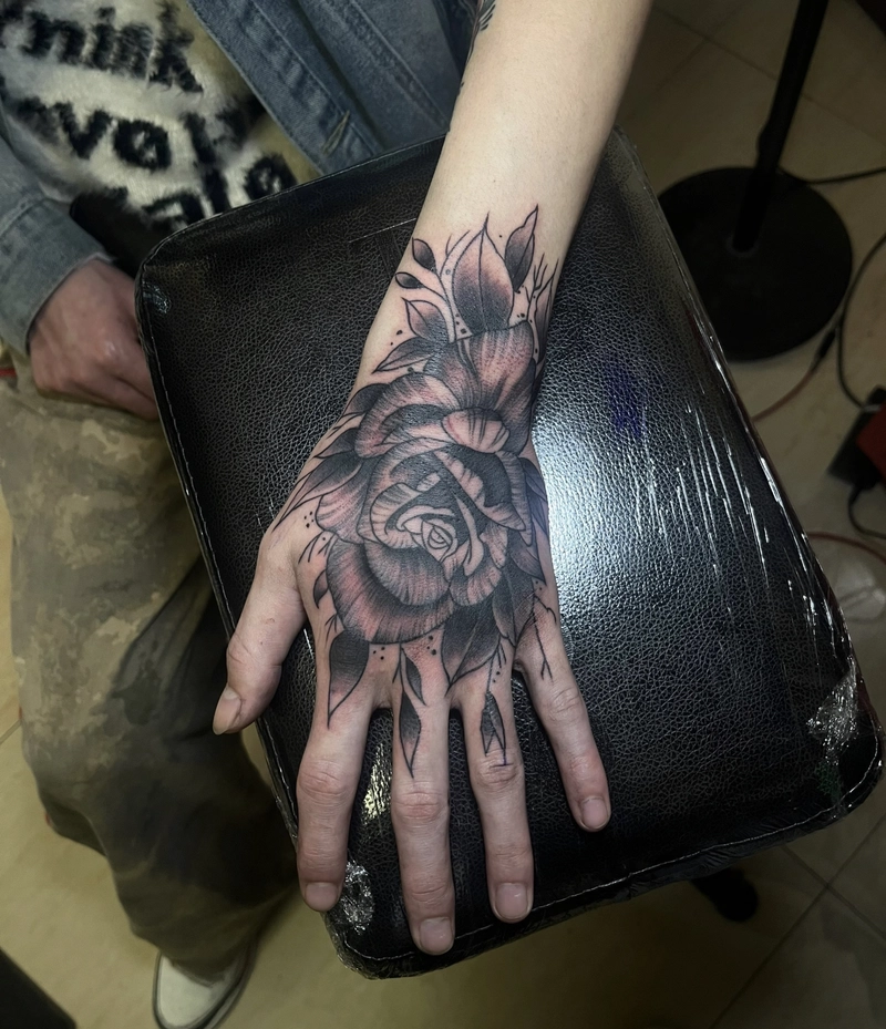 xăm hình ở tay cho nam cực cháy xăm hình ở tay cho nam cực cháy