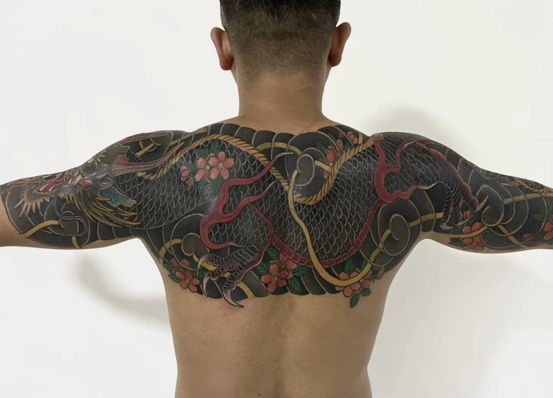 xăm nửa lưng hình ảnh