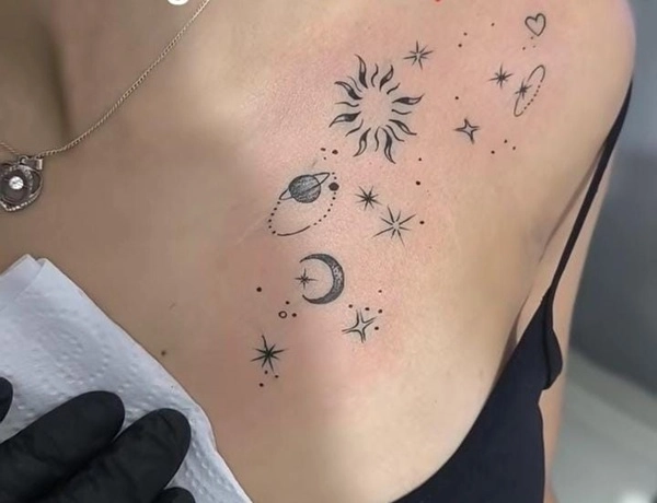 Hình xăm bầu trời sao nữ đẹp nhất 2025