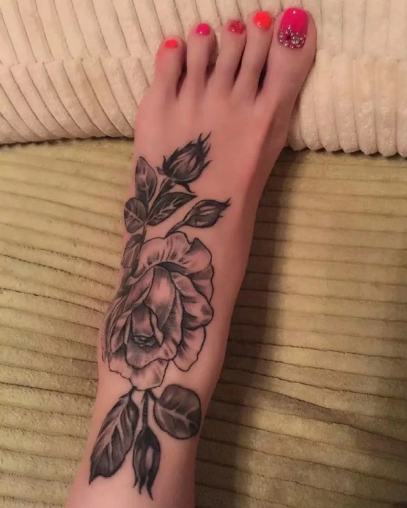 Hình xăm chân phong thủy hợp ngũ hành